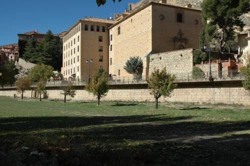 HOTEL ARABIA 
 Hotel
 Teruel Sierra de Albarracín