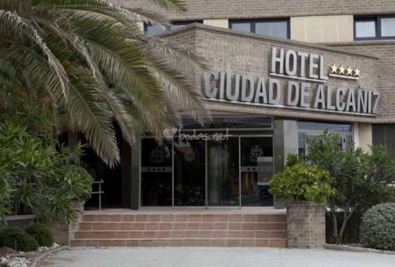 HOTEL CIUDAD ALCAÑIZ 
 Hotel
 Alcañiz Bajo Aragón